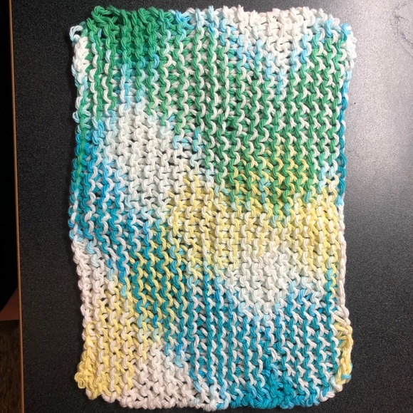 Set of 4 - Handmade 🇨🇦 Dish Cloths - Brand New - Picture 3 of 3